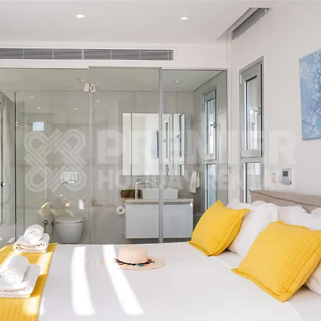 Vilă 3br With Pool And Hot Tub - Olive By Premier *