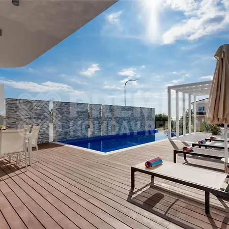 3br With Pool And Hot Tub - Olive By Premier