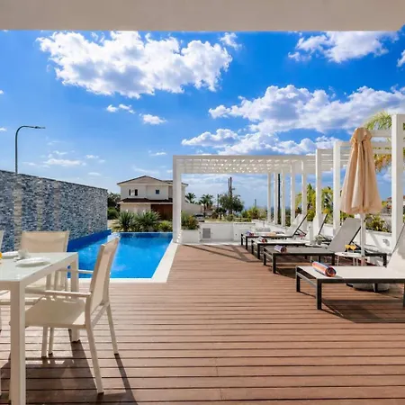 Vilă 3br With Pool And Hot Tub - Olive By Premier